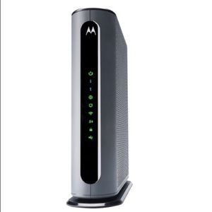 Motorola - MG8702 32x8 DOCSIS 3.1 Cable Modem + AC3200 Router - Black